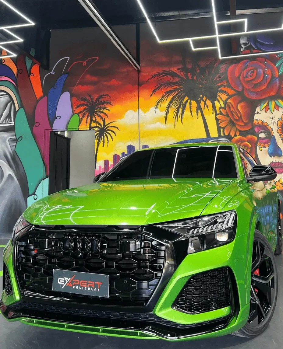Audi RSQ8 verde